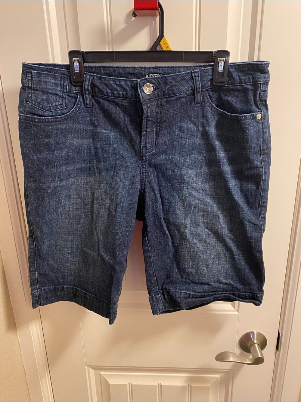 Apt 9 Jeans Shorts 14 Bermuda Dark Blue Denim Stretch